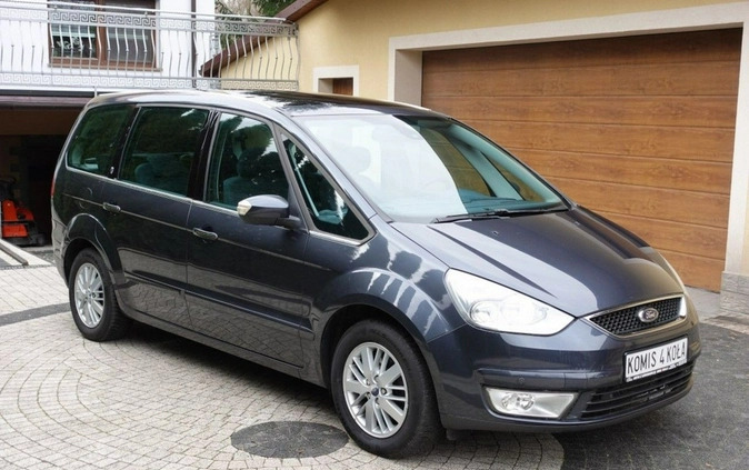 Ford Galaxy cena 18900 przebieg: 193000, rok produkcji 2006 z Dobczyce małe 211